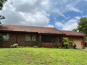 House For Sale in Burgersfort