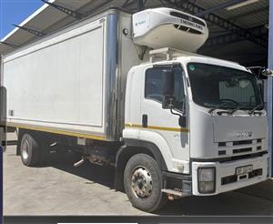 2013 Isuzu FTR 850 AMT Thermoking  T Dairy Reefer