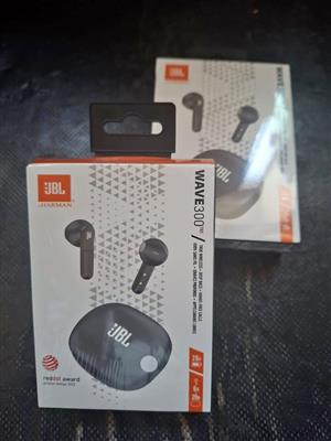 JBL Earpods for sale