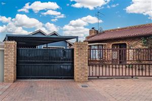 House For Sale At Protea North