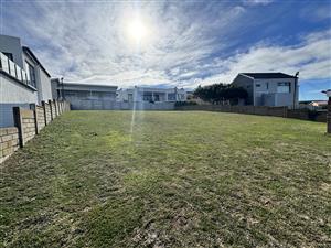 Build Your Dream Home by the Sea – Prime Erf in Jongensfontein!