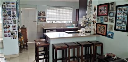 Apartment For Sale in Green Point