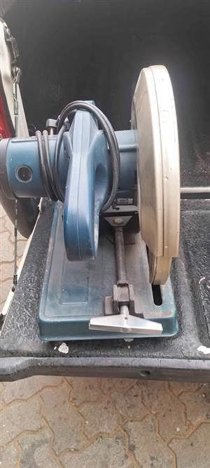Cut off saw