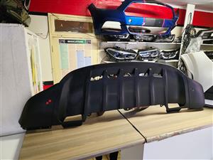 2017 PORSCHE CAYENNE GTS/ TURBO S FRONT BUMPER LOWER SPOILER BRAND NEW FOR SALE