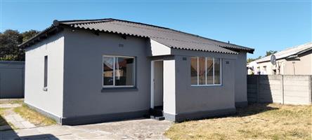 Charming 3-bedroom freestanding home for sale in Ruyterwacht, Goodwood—perfect for family living!