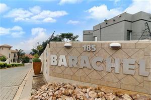 Apartment For Sale in Constantia Kloof