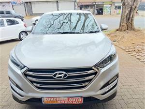 2017 HYUNDAI TUCSON 2.0 AUTOMATIC  PETROL   REVERSE CAMERA  LEATHER SEATS   PRICE