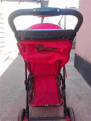 u&me jogger pram price