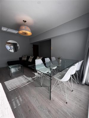FULLY FURNISHED, AVAILABLE IMMEDIATELY - CENTRALLY POSITIONED - WITH PARKING