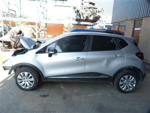 Renault Capture 900cc Turbo Manual - 2016