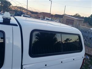 Canopy np300 nissan double cab 