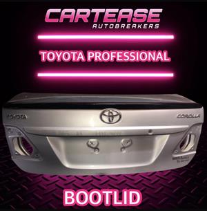 TOYOTA PROFFESSIONAL BOOTLID FOR SALE!!!