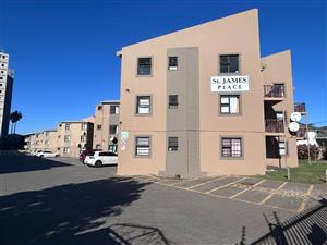 3-Bedroom Flat in Southwood – Ideal for Small Families or First-Time Buyers