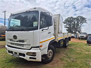 Nissan UD 460 Rigid Truck