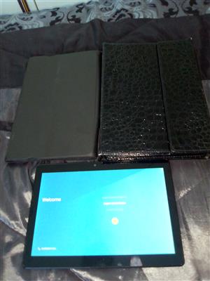 Dixon tablet 10inch with keyboard and cover