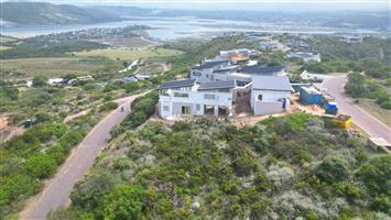 Vacant stand with partial views of the Knysna Lagoon and Indian Ocean