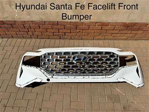 Hyundai Santa Fe Front Bumper and Main Grill