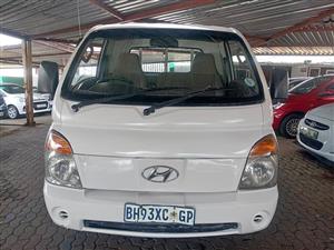Hyundia H100 2.5D Manual Diesel  2011 White