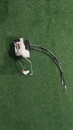 KIA 2013 FRONT DOOR LOCKS