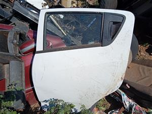 2009–2016 Chevrolet spart Door RL White for Sale