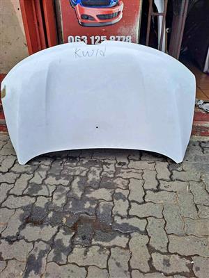 RENAULT KWID BONNET ( WHITE COLOR) FOR SALE IN GOOD CONDITION