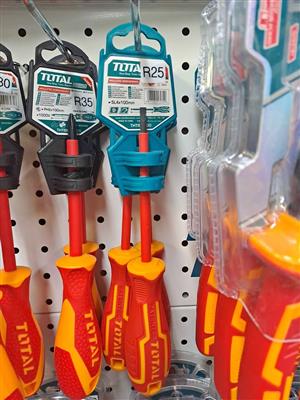 Brand New Total Tools Insulated Screwdriver 4.0x100
