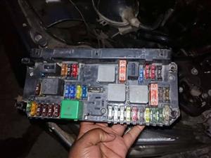 Mercedes benz W204 fusebox