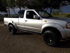 nissan hardbody 3.3 v6 single cab