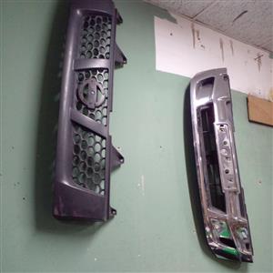 Nissan NP300 Center Grill for Sale