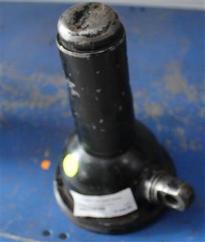 BLACK CAR JACK S065278A