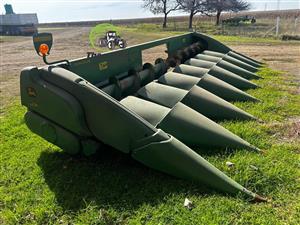 2010 John Deere 608C