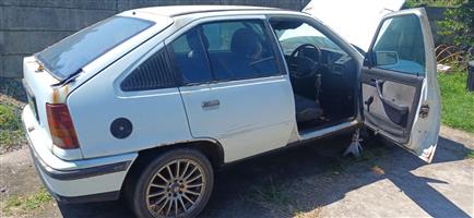 Opel Kadett 1.6GLE 
