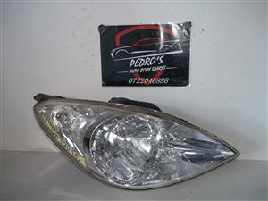 Hyundai I20 '09-'12 right headlight