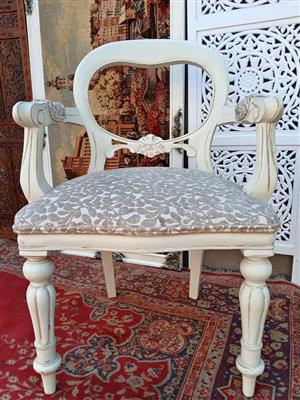 Elegant Vintage Armchairs in Shabby Chic Style (price per chair