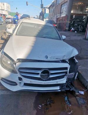 Mercedes W205 code 3 stripping for spares