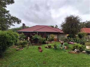 3 Bedroom Family Home with Spacious self maintained flatlet and plenty of storage facilities.