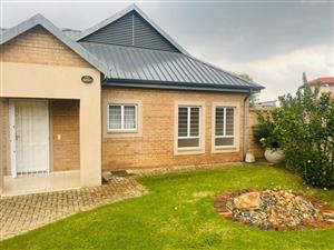 House For Sale in Bendor