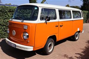 1974 Volkswagen Kombi 2.0 [T2]