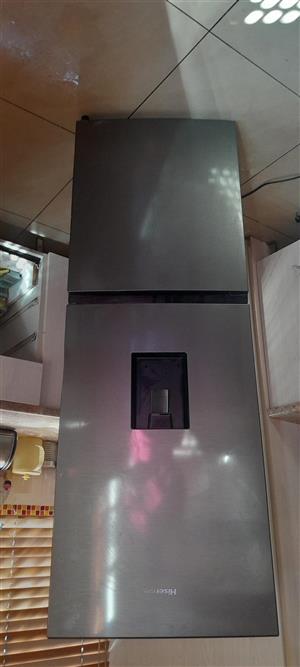 Hisense fridge 323l 