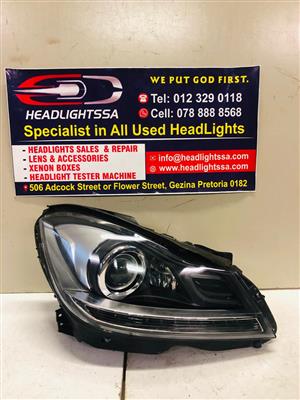Mercedes Benz W204 facelift right side xenon headlight 