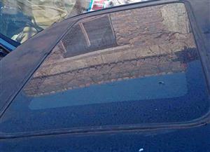 Hyundai sonata gls sun roof glass
