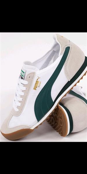 Puma Roma size 9