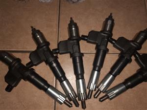 Isuzu 4hk1/6hk1 injectors for Sale