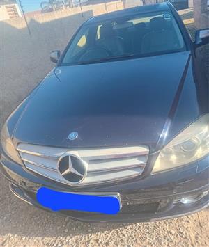 Mercedes Benz C220 
