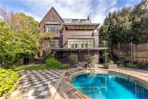 House For Sale in Green Point