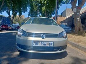 2010 Polo Vivo Hatchback 1.4 Manual Petrol White 96000kms