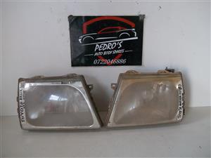 Toyota Hilux '97-'05 L&R headlights (Pair)