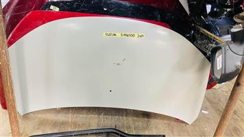 Suzuki S-Presso bonnet