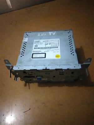 Audi A4 STI Radio