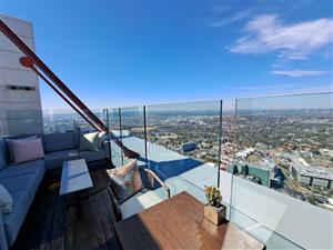 Luxury in the tallest building in Africa!